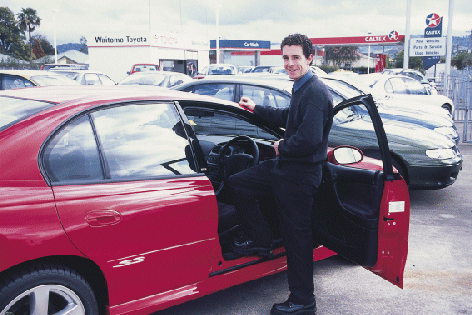 holden-sales.gif - 98969 Bytes